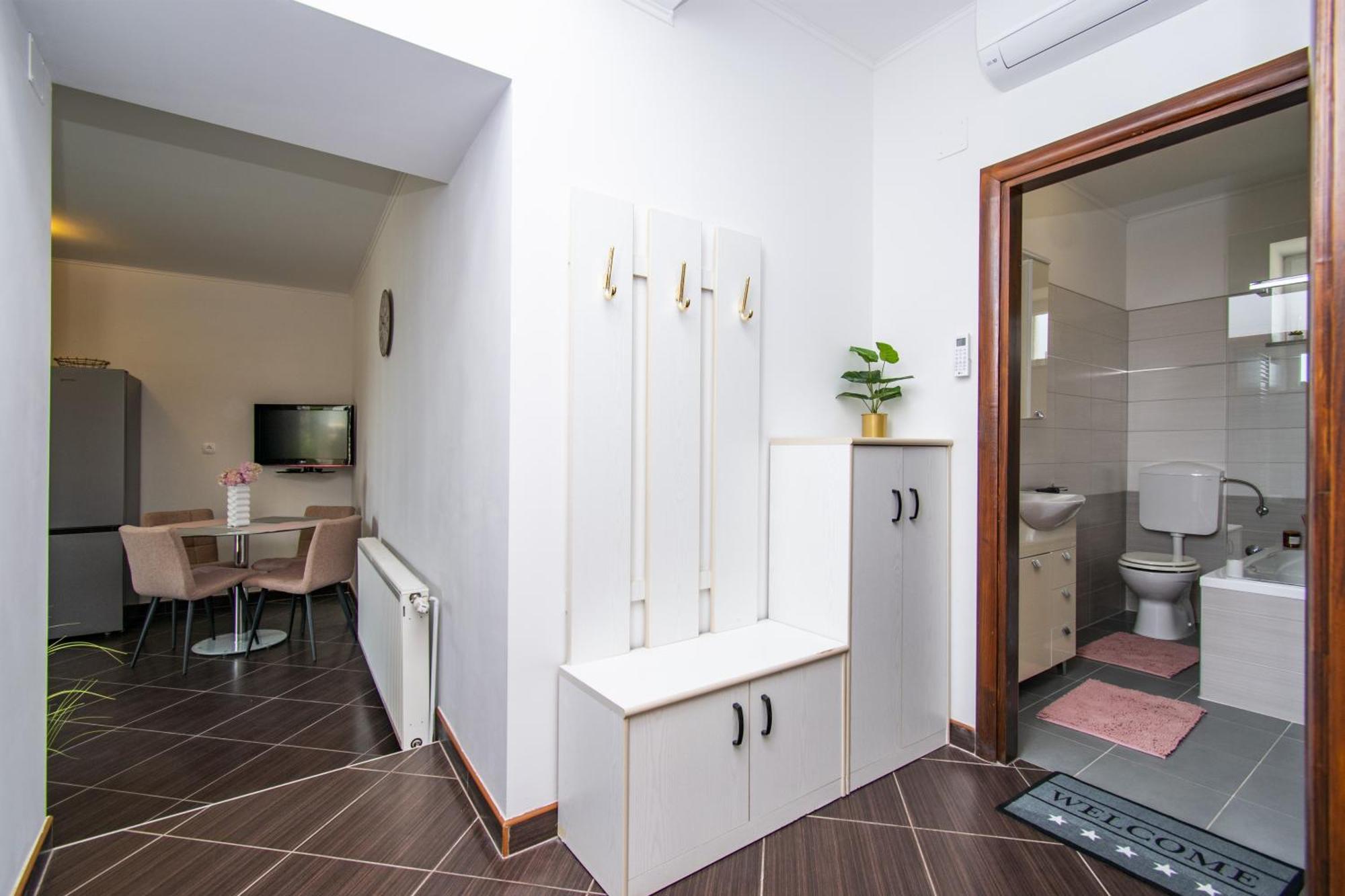 Apartments Alisa Brodarica  Room photo